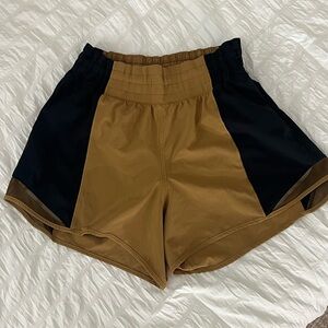 Lululemon bitty hot high rise shorts 4 inch inseam size 6